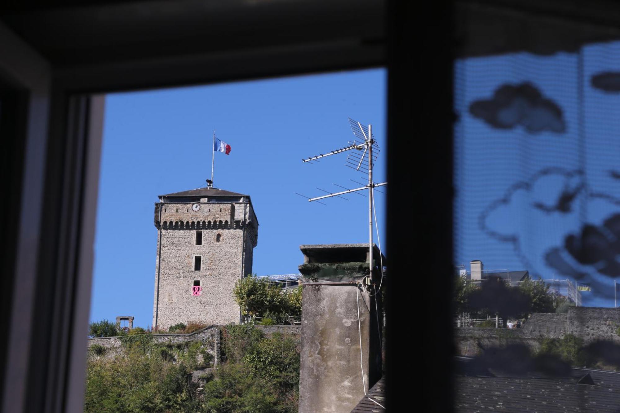 Hotel Restaurant Le Parisien ルルド エクステリア 写真