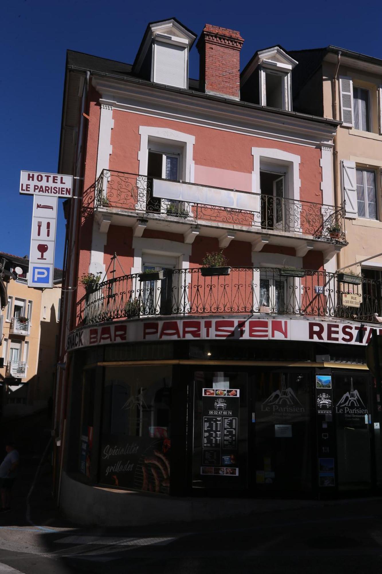 Hotel Restaurant Le Parisien ルルド エクステリア 写真