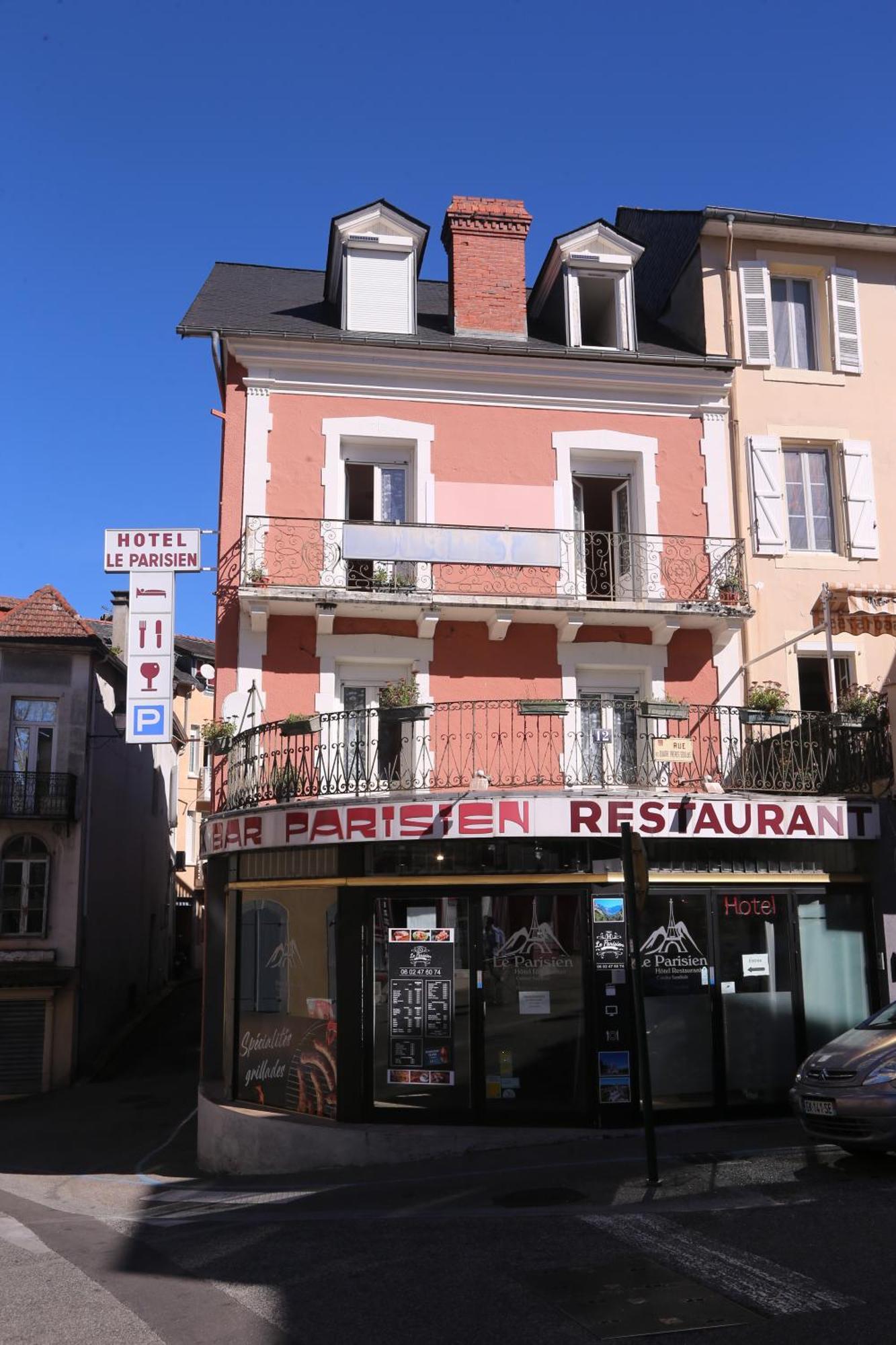 Hotel Restaurant Le Parisien ルルド エクステリア 写真